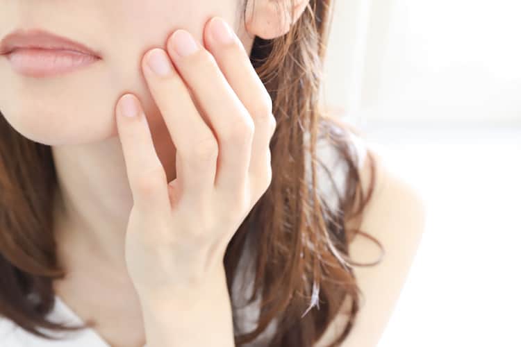 ダーマペンでしわは改善できる?効果やおすすめの薬剤、有効な回数を紹介