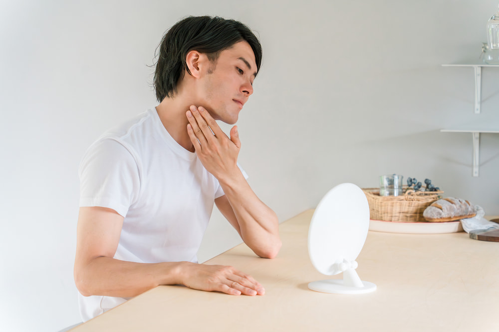 エラが張ってる男性が知っておきたい原因や改善方法、注意点について解説